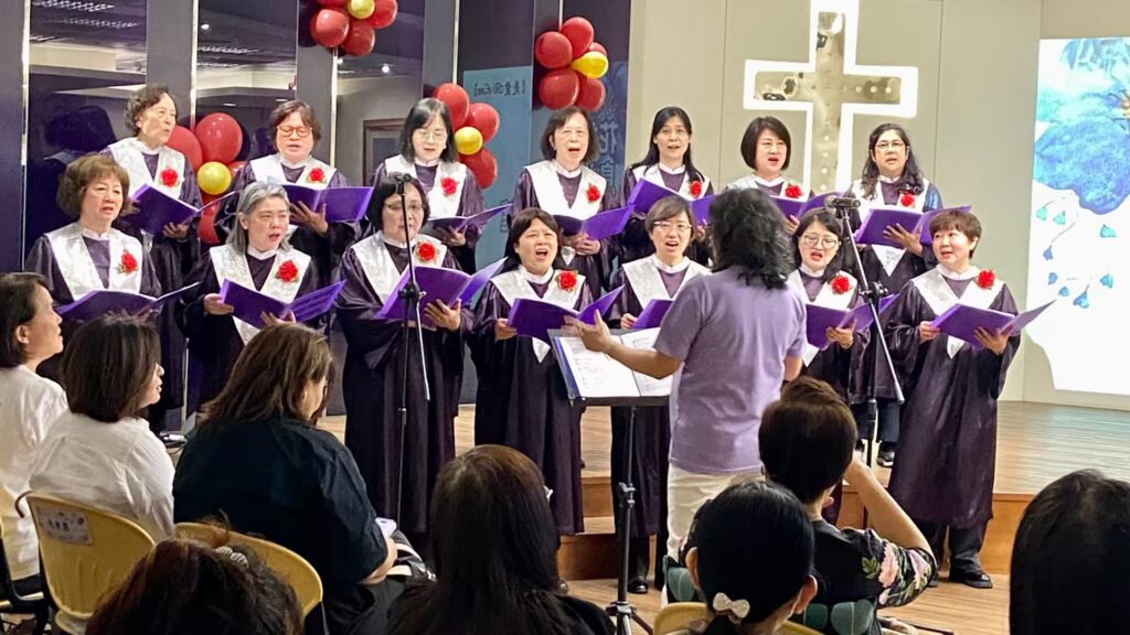 CWC TAIWAN 詩歌斑